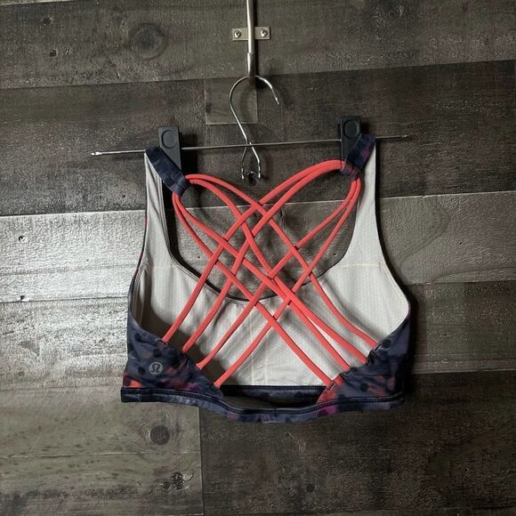 Lululemon Sports Bra 6 - Picture 2 of 2